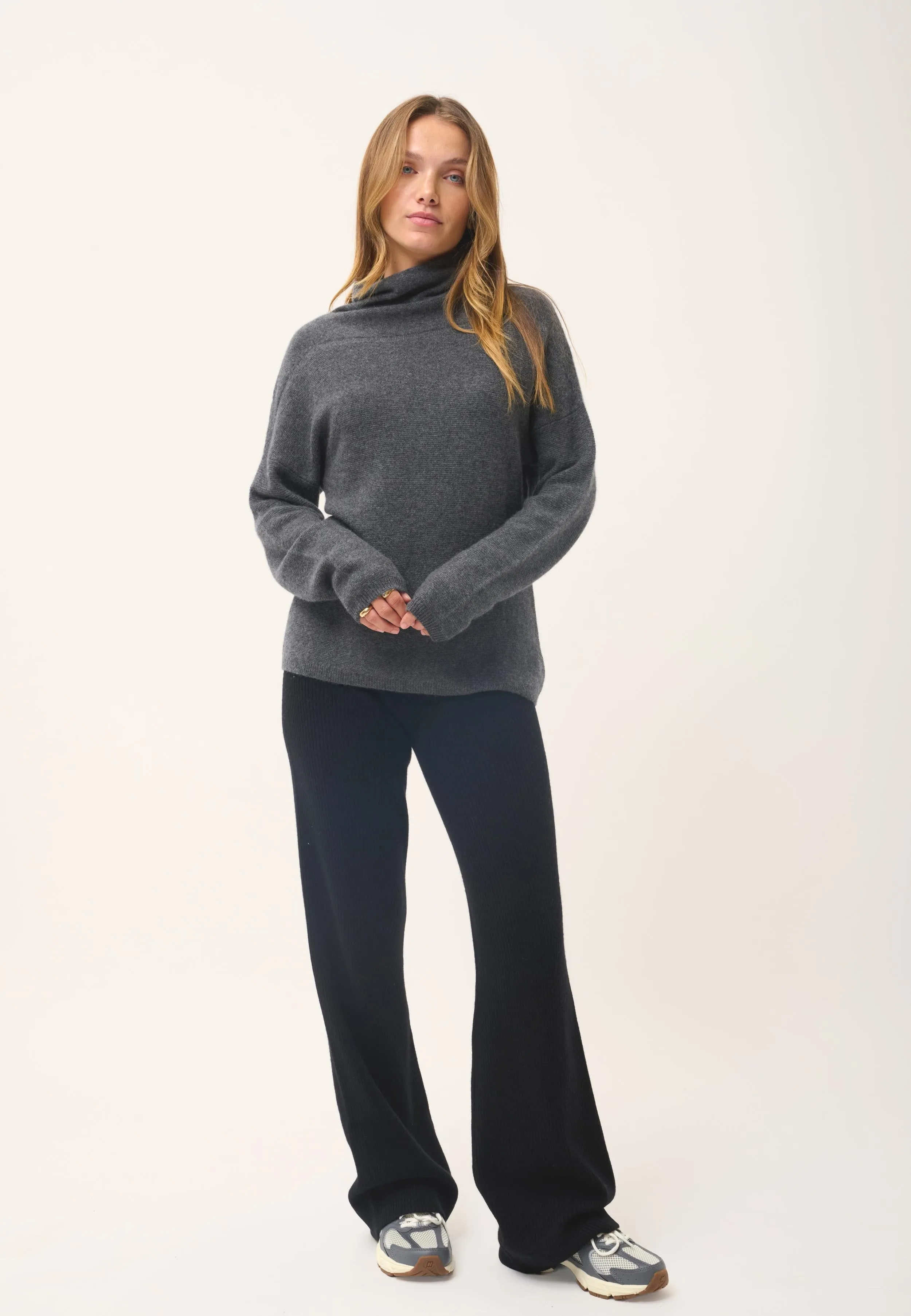 BLANTYRE pull col roulé anthracite chiné