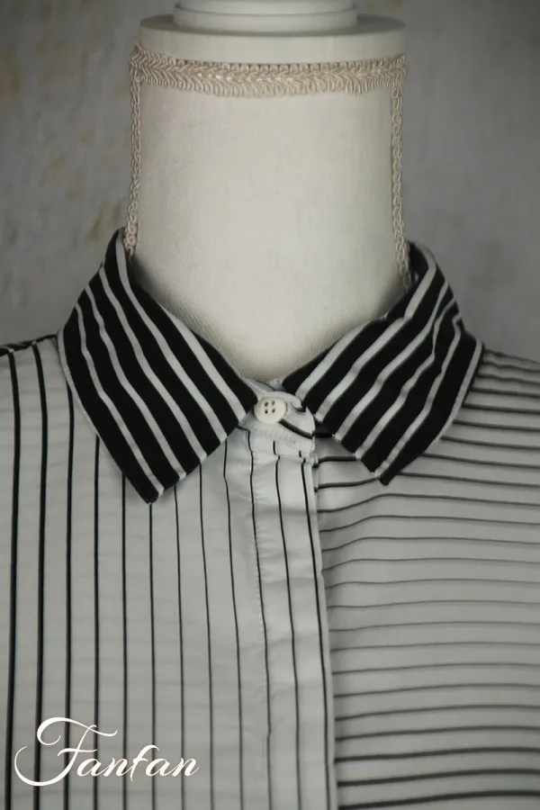 Elemente Clemente Robe Kaiu White/Night