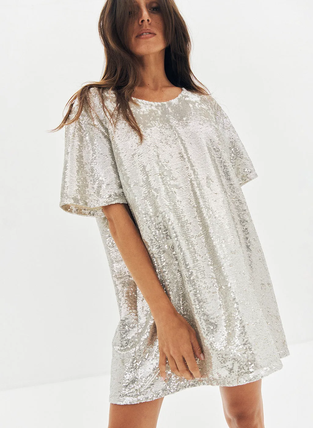 Robe courte Lima argentée à sequins
